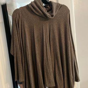 Vestique open back sweater